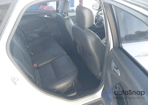 2016 Ford Focus Se из США, поврежденный, VIN 1FADP3K2XGL307378